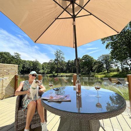 Rowan Boutique Lodge For Couples With A Dog Йорк Екстериор снимка
