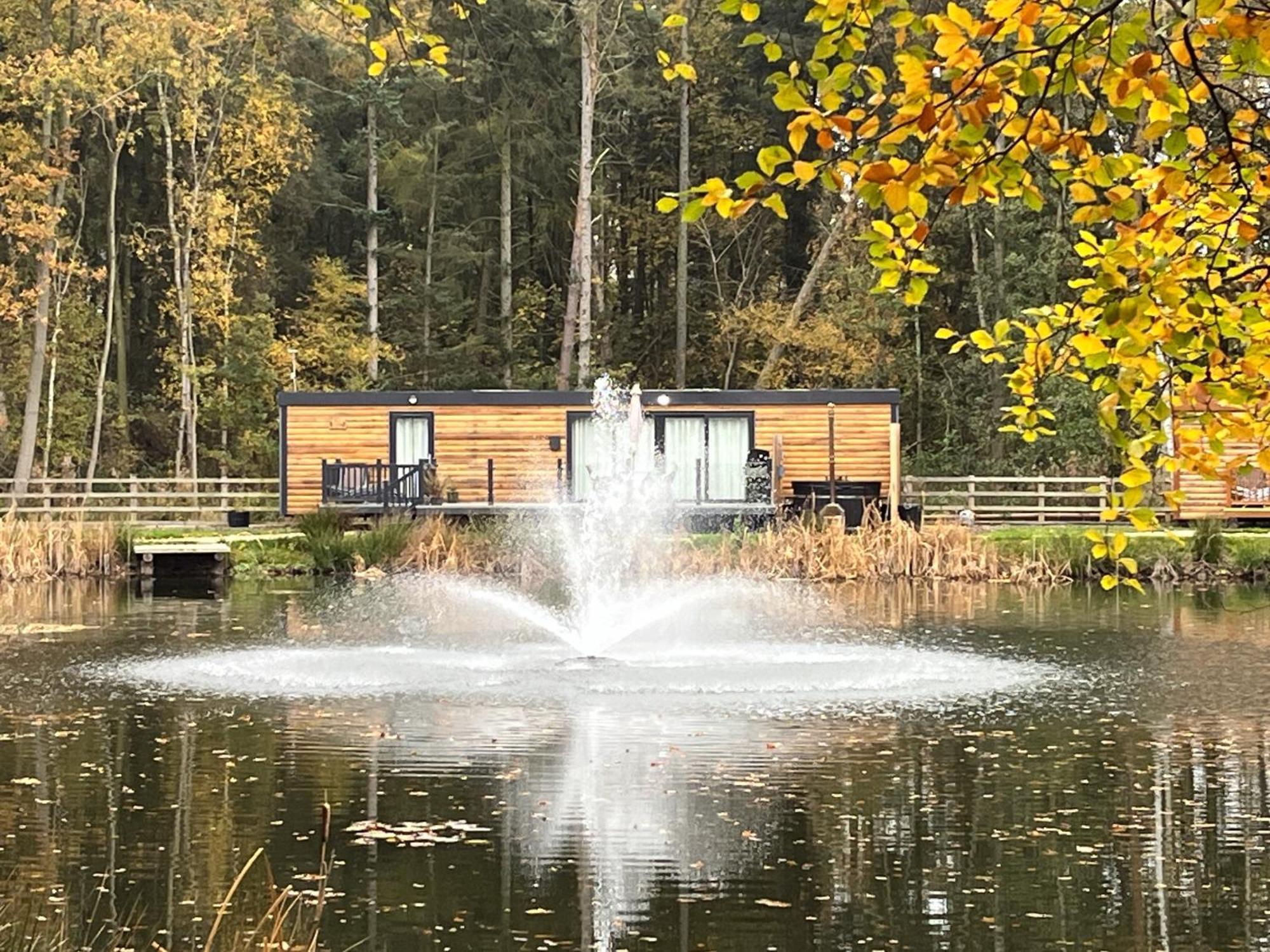 Rowan Boutique Lodge For Couples With A Dog Йорк Екстериор снимка